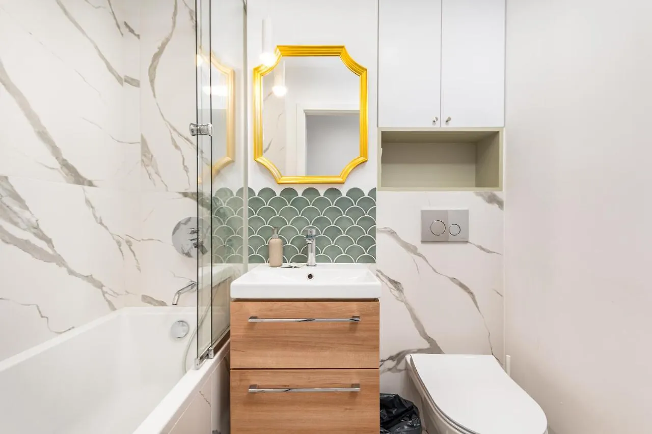 Chlodna 15 Apartment Warsaw Poland